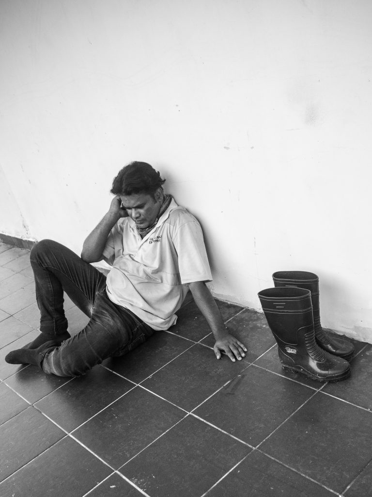 Street photo in Kota Tinggi, Malaysia by Colin Tan