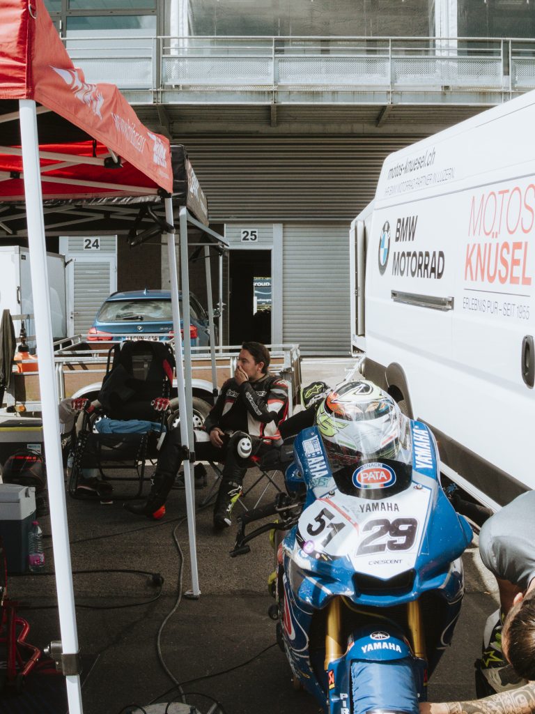 Photo by Hugo Fiévez