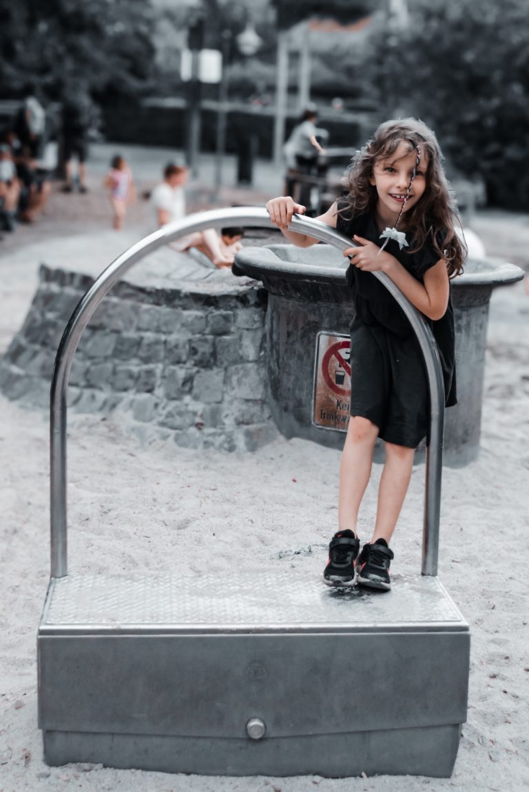Street photo in Bad Dürkheim, Germany by Sebastian Kühn