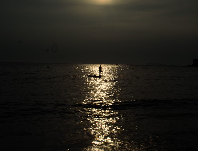 Street photo in Hayama, Japan by Satoshi Osuga