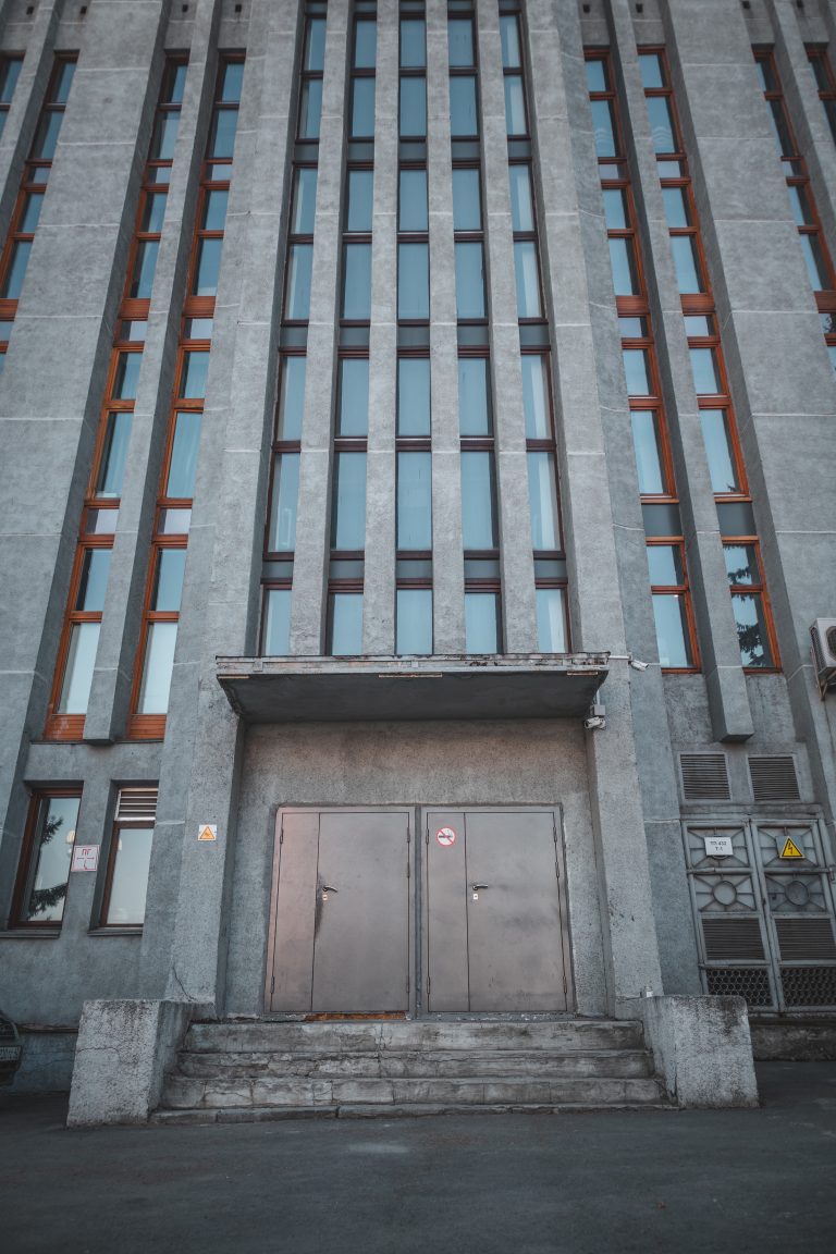Photo by Alexander Zorin