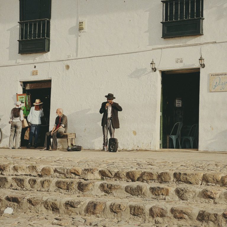 Street photo in Villa de Leyva, Colombia by Joshua Vergara