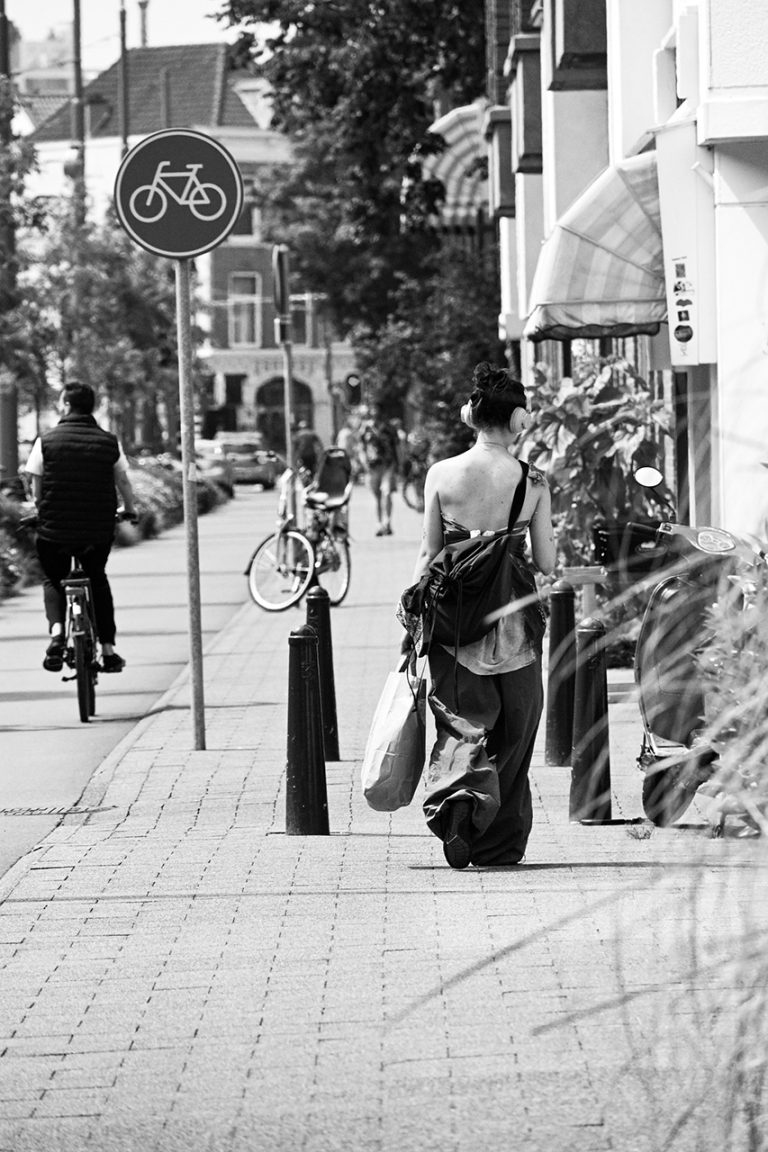 Street photo in The Hague, Netherlands by Patricia Wit