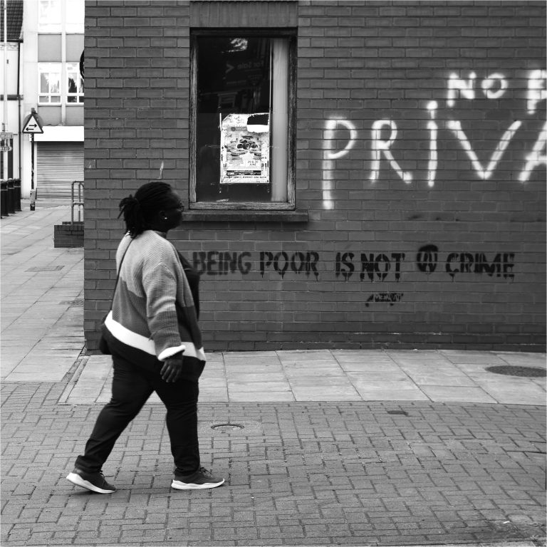 Street photo in Scunthorpe, United Kingdom by Chris Bennett