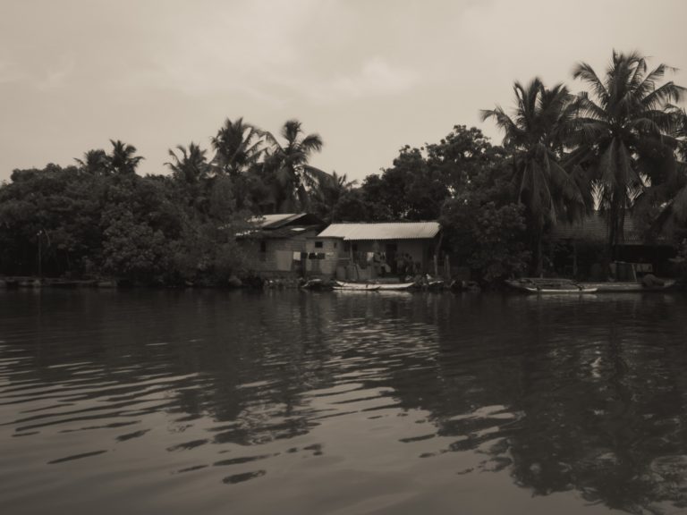 Street photo in Negombo, Sri Lanka by Colin Tan