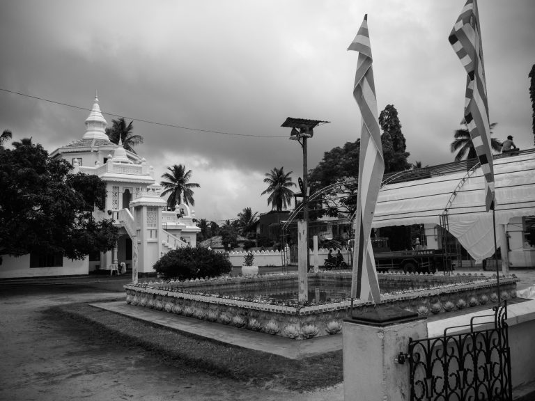 Street photo in Negombo, Sri Lanka by Colin Tan
