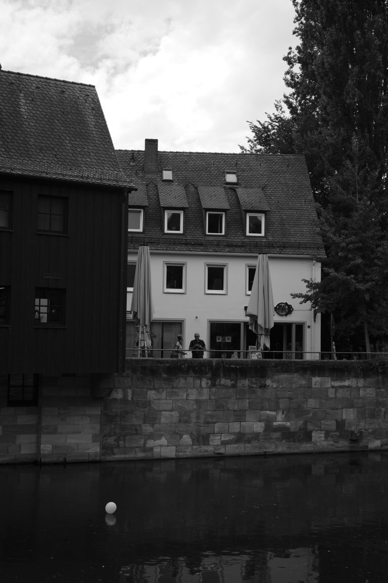 Photo by Nic Hinkel