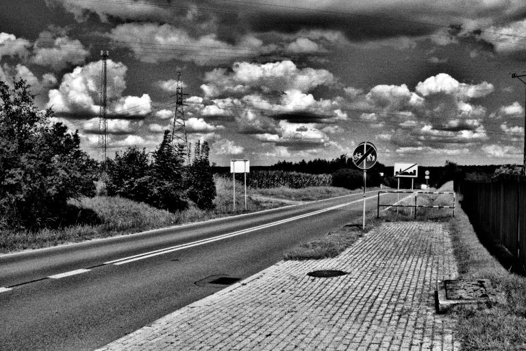 Street photo in Koszęcin, Poland by Igor Brzeżek
