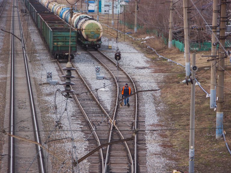 Street photo in Kemerovo, Russia by Sergey Babitov