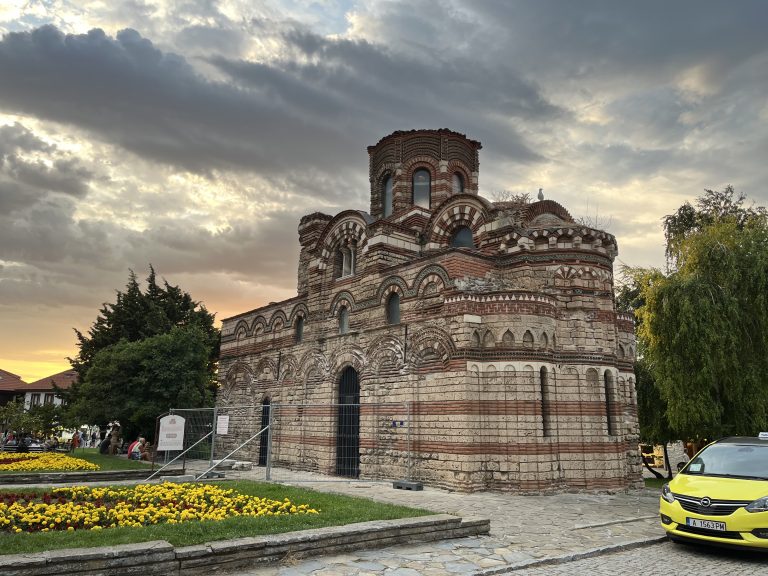 Photo by Marinescu Robert