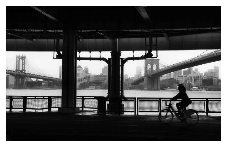 Photo by Thomas Jouhandeaux