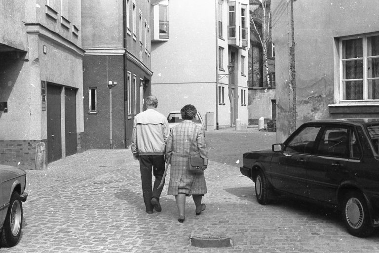 Street photo in Ansbach, Germany by Igor Brzeżek