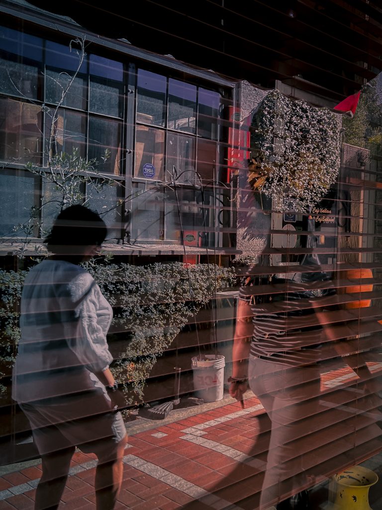 Street photo in Mountain View, United States by Anirban Acharya