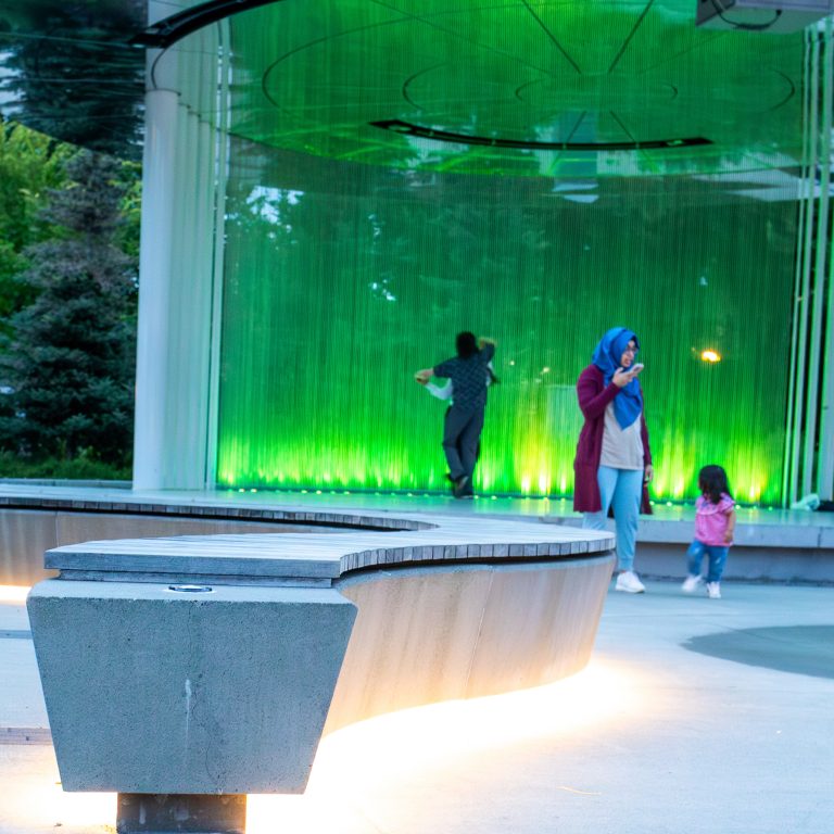 Street photo in Redmond, United States by Dan Lawyer