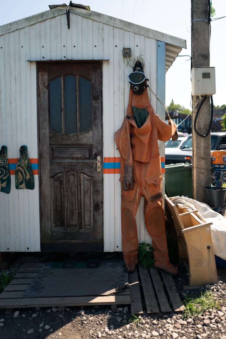 Street photo in Tarusa, Russia by Dmitry Korol
