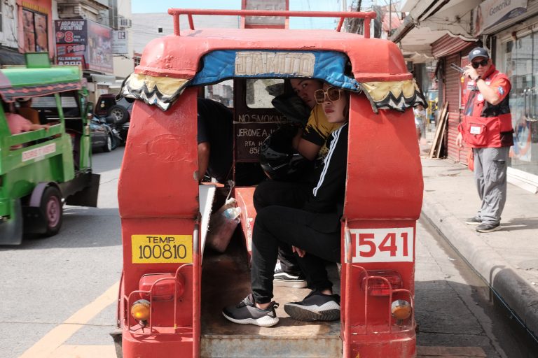Street photo in Cagayan de Oro, Philippines by Yan Cruz