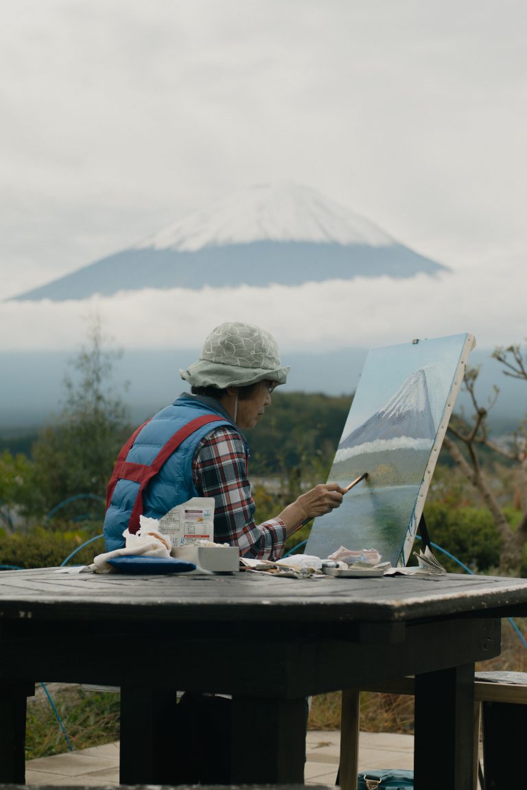 Street photo in Fujikawaguchiko, Japan by Andri Yudatama