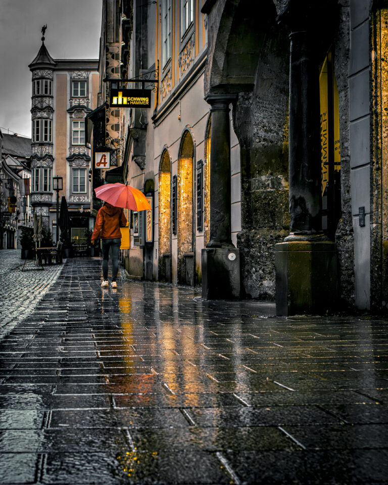 Photo by Johannes Pottfay