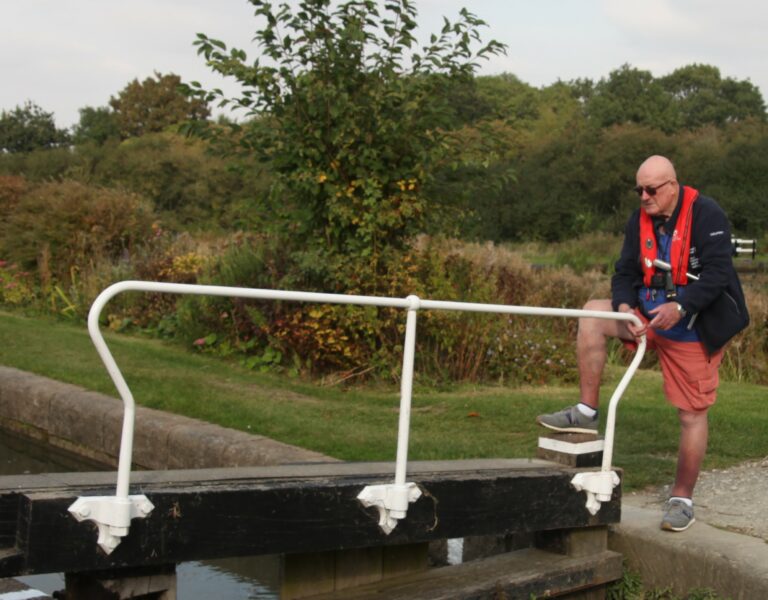 Street photo in Foxton, United Kingdom by Ian Westwood