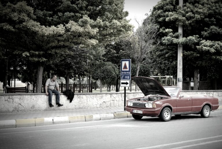 Street photo in Avanos, Turkey by Rodrigo Marcotich