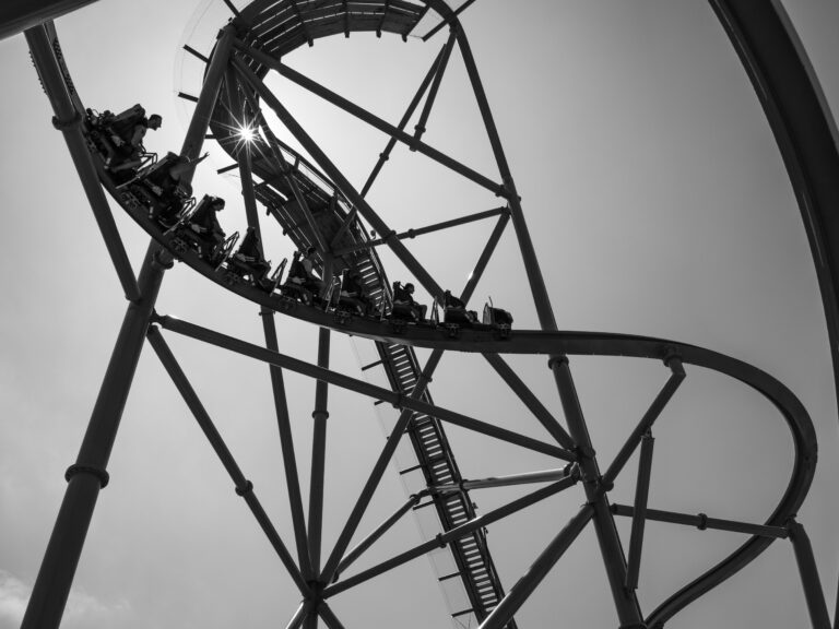 Street photo in Santa Clara, United States by Jeff Cook