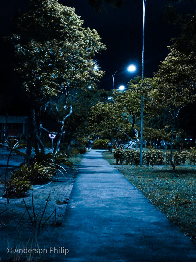 Street photo in João Pessoa, Brazil by Anderson Philip