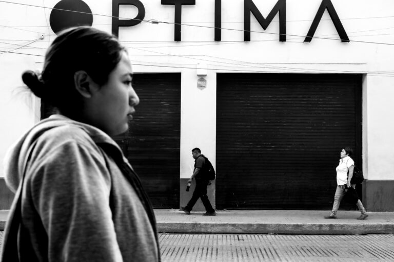 Street photo in Merida, Mexico by Duncan Aitken
