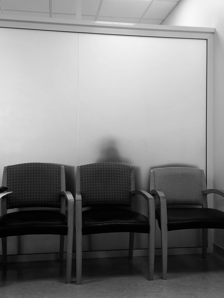 Street photo in Doha, Qatar by Ibraheem Elsayed