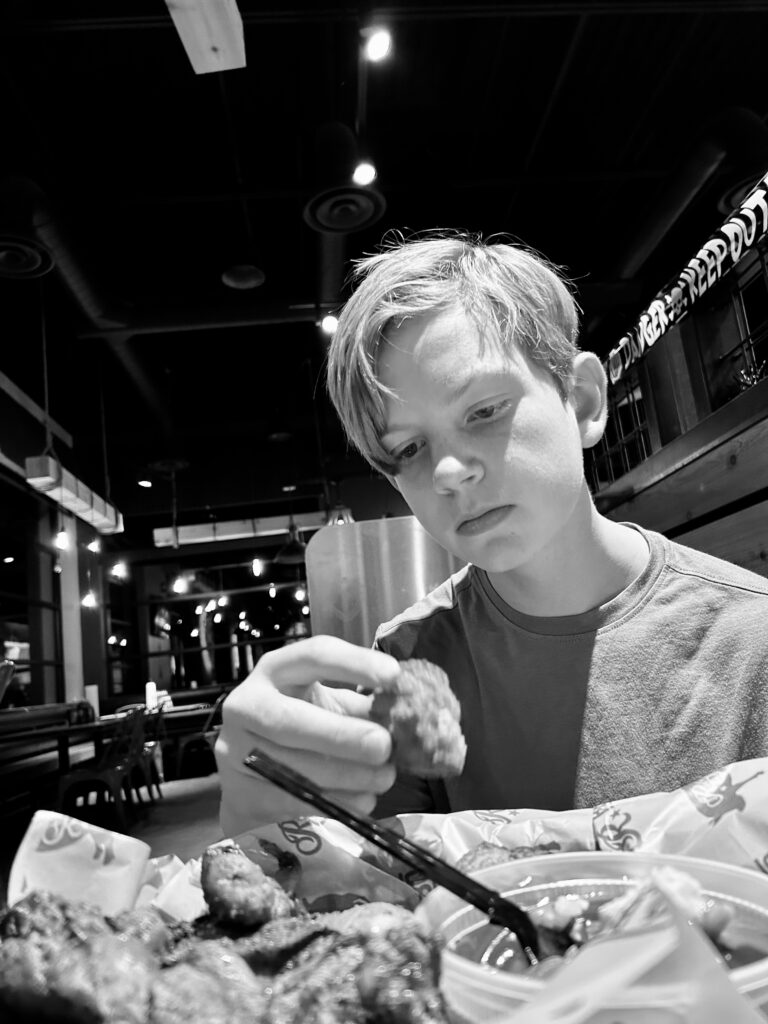 Street photo in Pleasant Grove, United States by Dan Lawyer