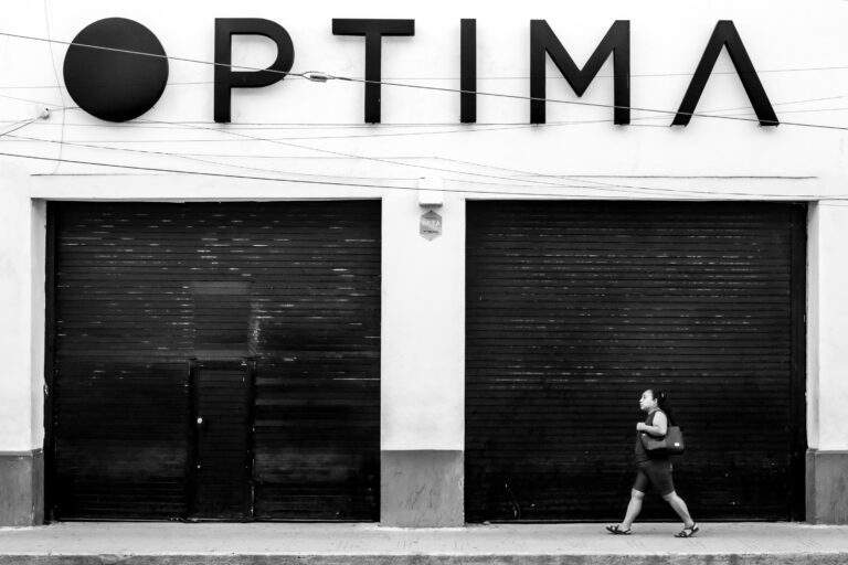 Street photo in Merida, Mexico by Duncan Aitken