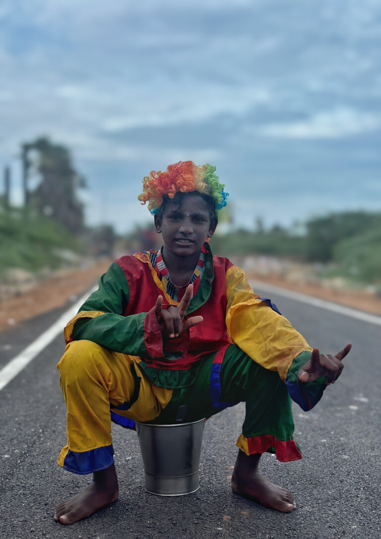 Street photo in Aalagashesha Puram, India by EM Rajeev