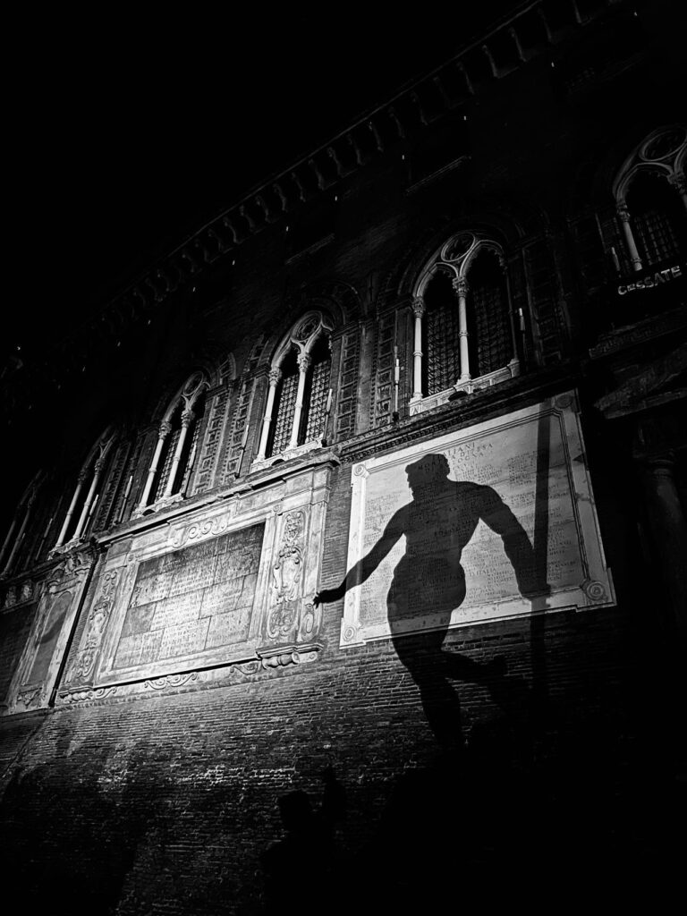 Street photo in Bologna, Italy by Q. Bo
