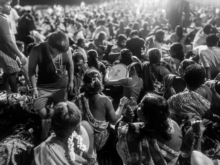 Street photo in Kulasekharapatnam, India by EM Rajeev