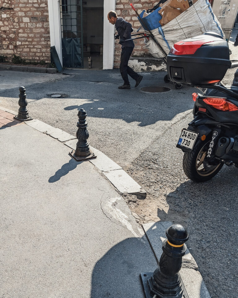 Photo by Victor Visight