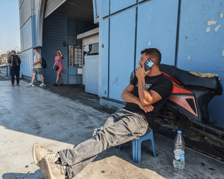 Photo by Victor Visight