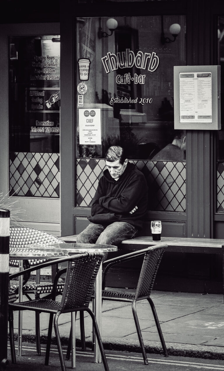 Street photo in Liverpool, United Kingdom by Jason Riley