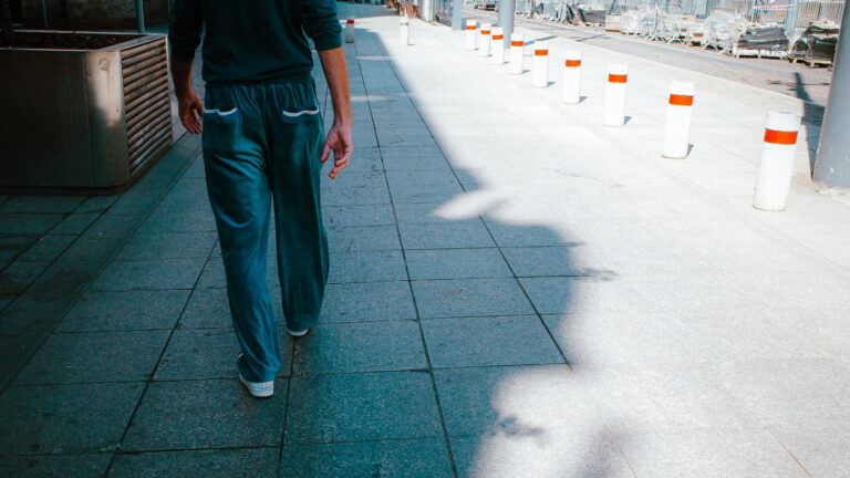 Street photo in Katowice, Poland by Dawid Lagiewka