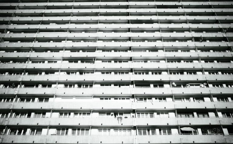 Street photo in Katowice, Poland by Dawid Lagiewka