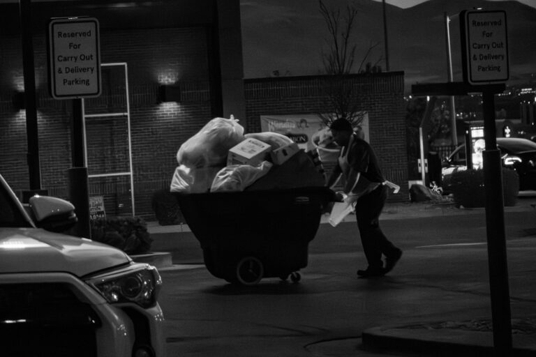 Street photo in Lehi, United States by Dan Lawyer