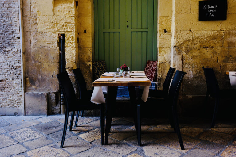 Street photo in Italy by Jason Riley