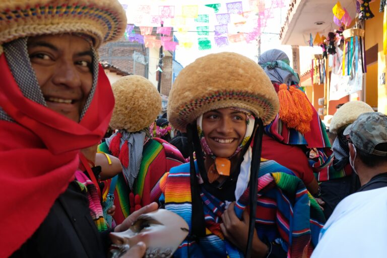 Street photo in Chiapa de Corzo, Mexico by Ariwame Reynoso