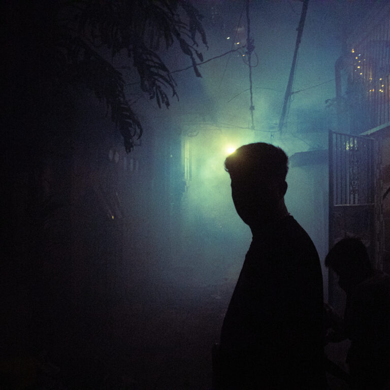 Street photo in Caloocan, Philippines by Mark Manliclic