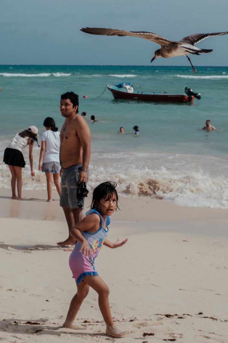Street photo in Playa del Carmen, Mexico by Krishnasharan Das