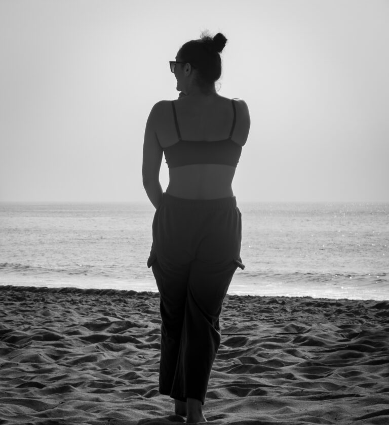 Street photo in Laguna Beach, United States by Dan Lawyer