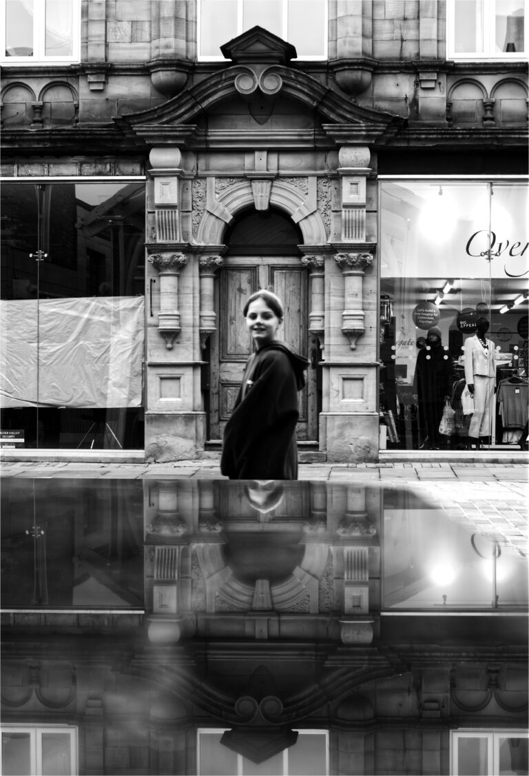 Street photo in Halifax, United Kingdom by Chris Bennett