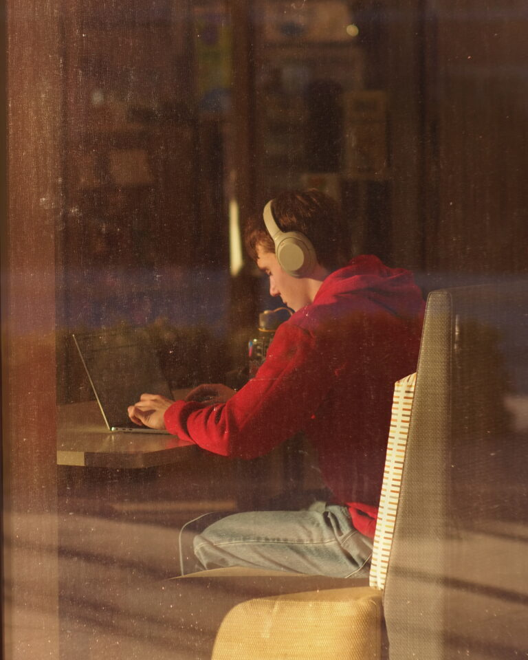 Photo by Yang Lin