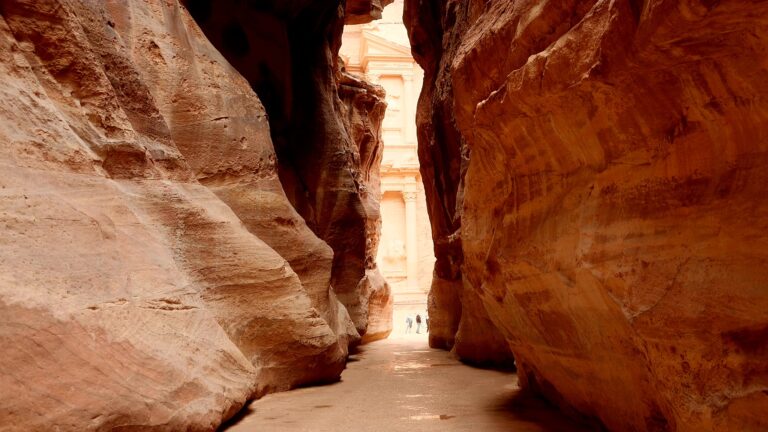 Street photo in Wadi Musa, Jordan by Monshur Ahmed