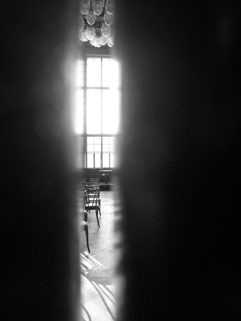 Street photo in Leipzig, Germany by Florian Schoppe