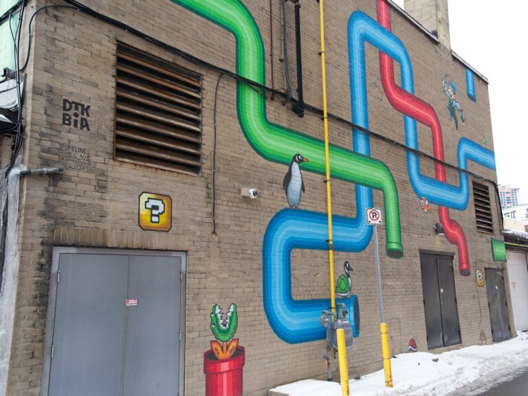 Street photo in Kitchener, Canada by Mike Carter