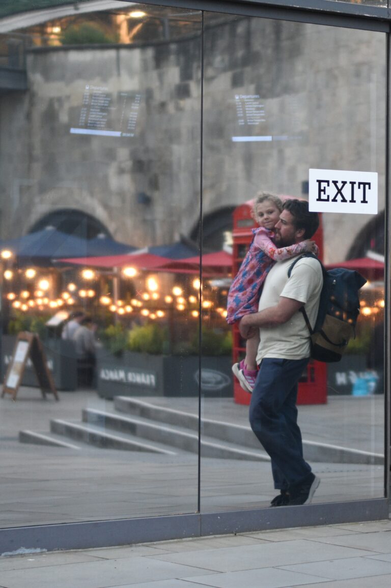 Street photo in Bath, United Kingdom by Rodrigo Marcotich